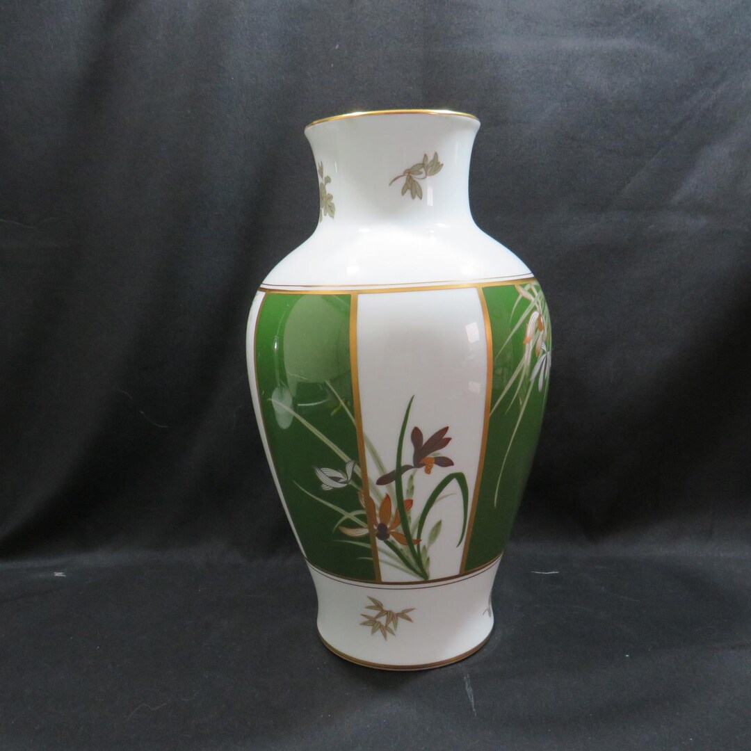 Vintage Okura Art of Japan by Franklin Mint the Noble Orchid
