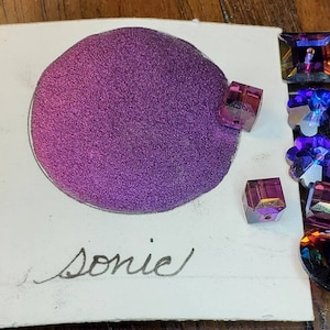 Sonic, Metallic, scintillante, vernice ad acquerello fatto a mano per la pittura, supporti misti e carta scrapbooking, e stampaggio.