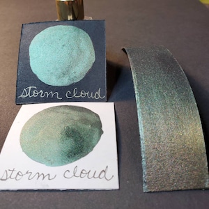 Storm Cloud, metallico, scintillante, vernice ad acquerello fatta a mano per pittura, tecnica mista e scrapbooking di carta e calligrafia.