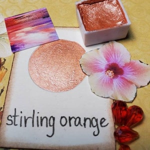 Stirling Orange Métallisé, chatoyant, peinture à l’aquarelle faite à la main pour la peinture, les techniques mixtes et le scrapbooking sur papier, et l’estampage.