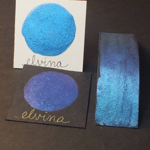 Elvina, pittura ad acquerello metallica, scintillante, fatta a mano per pittura, tecnica mista e scrapbooking su carta e stampaggio.