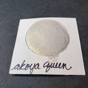 Akoya Queen Metallic, scintillante, pittura ad acquerello fatta a mano per la pittura, tecnica mista e scrapbooking di carta e stampaggio.