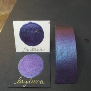 Laylana, Metallic, luccicante, pittura ad acquerello fatta a mano per la pittura, tecnica mista e scrapbooking di carta e stampaggio.
