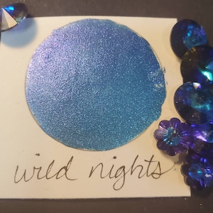Wild Nights, Metallic, scintillante, vernice ad acquerello fatta a mano per pittura, tecnica mista e scrapbooking di carta e calligrafia.
