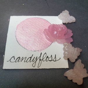 Candy Floss, Métallisé, chatoyant, peinture à l’aquarelle faite à la main pour la peinture, les techniques mixtes et le scrapbooking sur papier, et l’estampage.