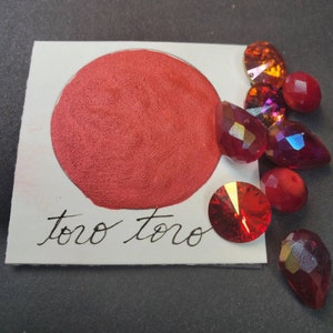 Toro Toro, Metallic, scintillante, vernice ad acquerello fatta a mano per la pittura, supporti misti e scrapbooking di carta e stampaggio.