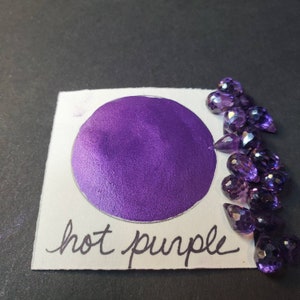 Vernice ad acquerello viola caldo, metallizzato, scintillante, fatto a mano per pittura, tecnica mista, scrapbooking su carta e stampaggio.