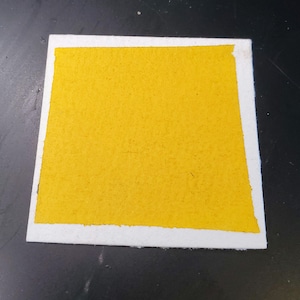 Buzzy Bee, pittura ad acquerello opaca realizzata a mano per pittura, tecniche miste, scrapbooking su carta e timbratura.