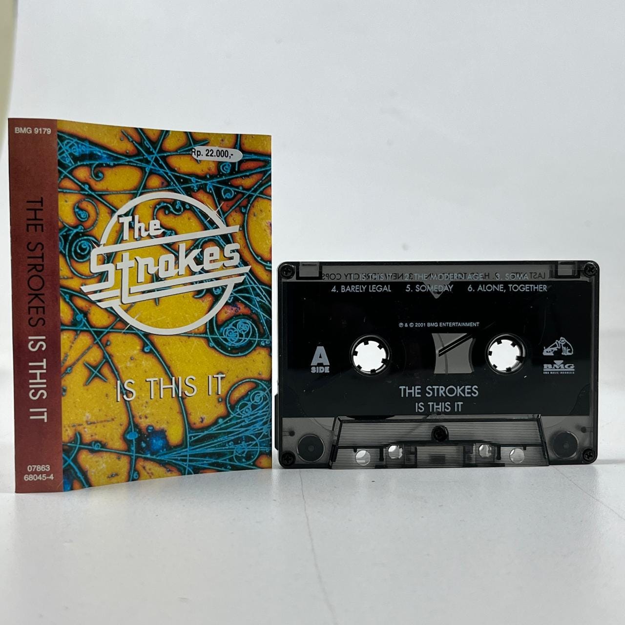 ザ・ストロークス IS THIS IT レコード 新品未開封 Amazon.co.jp: Is This It: ミュージック