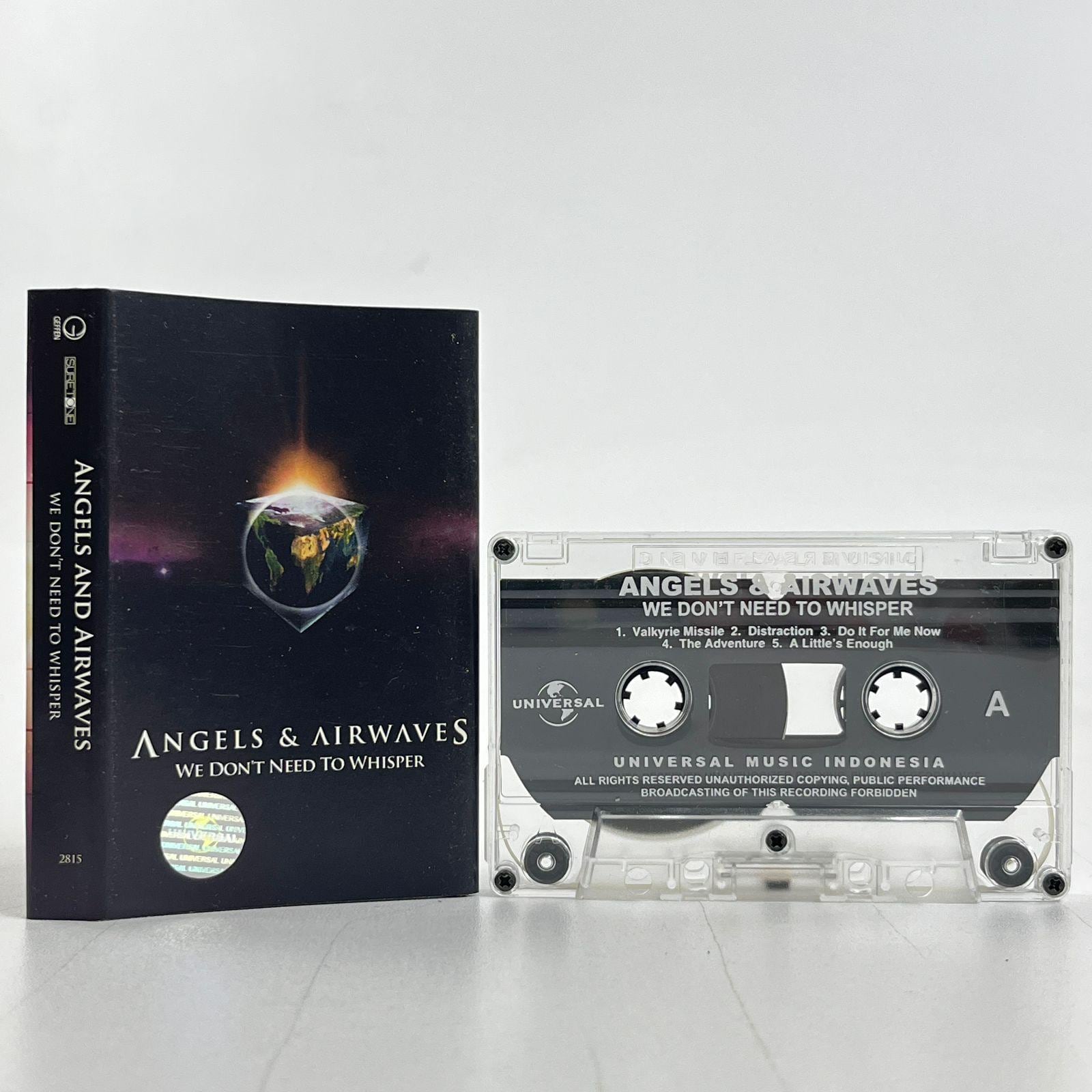 GEFFEN ROCKS.GEFFEN WHISPERS