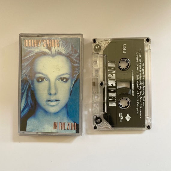 BRITNEY SPEARS カセットテープポップス Britney Spears / Circus the Remixes in the Zone Britney Oops