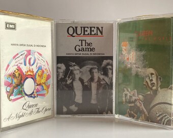 Queen / Greatest Hits I II III A Night at the Opera the Game News of 