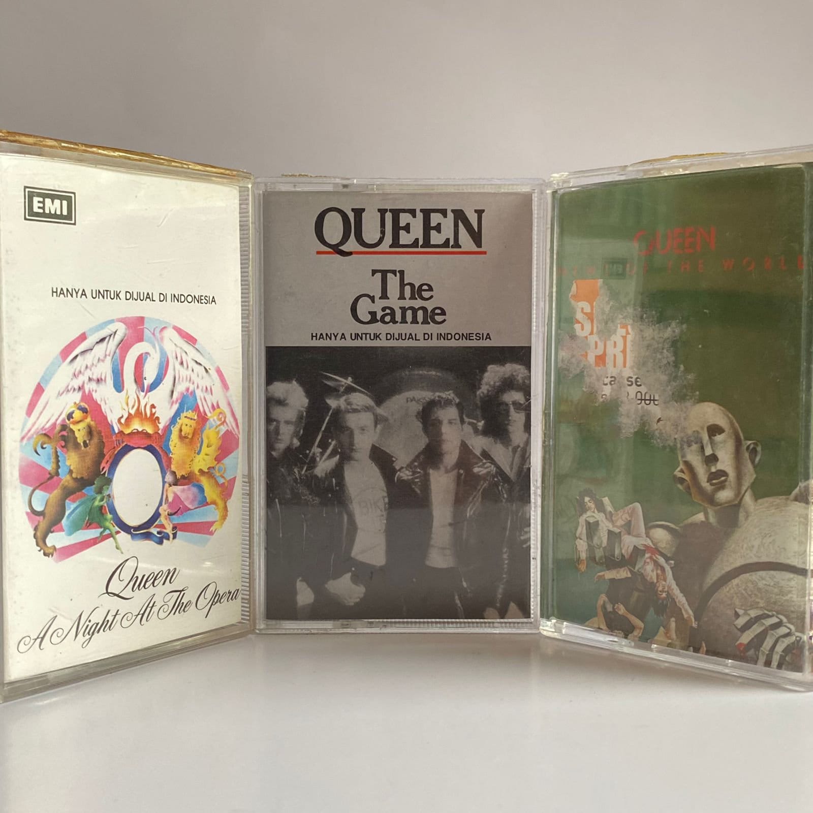 Queen / Greatest Hits I II III A Night at the Opera the Game Queen / Greatest Hits I II III A Night at the Opera the Game