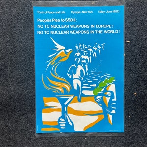 Cartaz anti-guerra dos anos 1980: propaganda da Guerra Fria da URSS, arte da União Europeia
