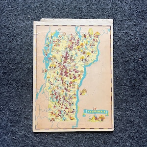 1931 Cartoon VERMONT-afbeeldingskaart, originele Atlas-pagina, Cottage Core Art, vintage wanddecoratie, verzamelobject westerse stijl, komische geschenken