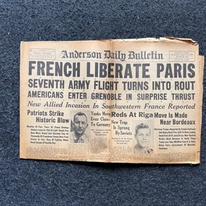 第二次世界大戦 1944 年フランス解放 - フランスがドイツからパリを奪還 - 第二次世界大戦オリジナル ヴィンテージ 第二次世界大戦新聞 - 男性への軍事ギフト -