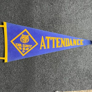 1970 Meraviglioso Mondo Dello Scoutismo, Boy Scout Souvenir Bandiera Pennant, Grande Pennant Feltro Vintage Originale, Decorazione Della Parete, Regali Del Dormitorio Del College, Vi