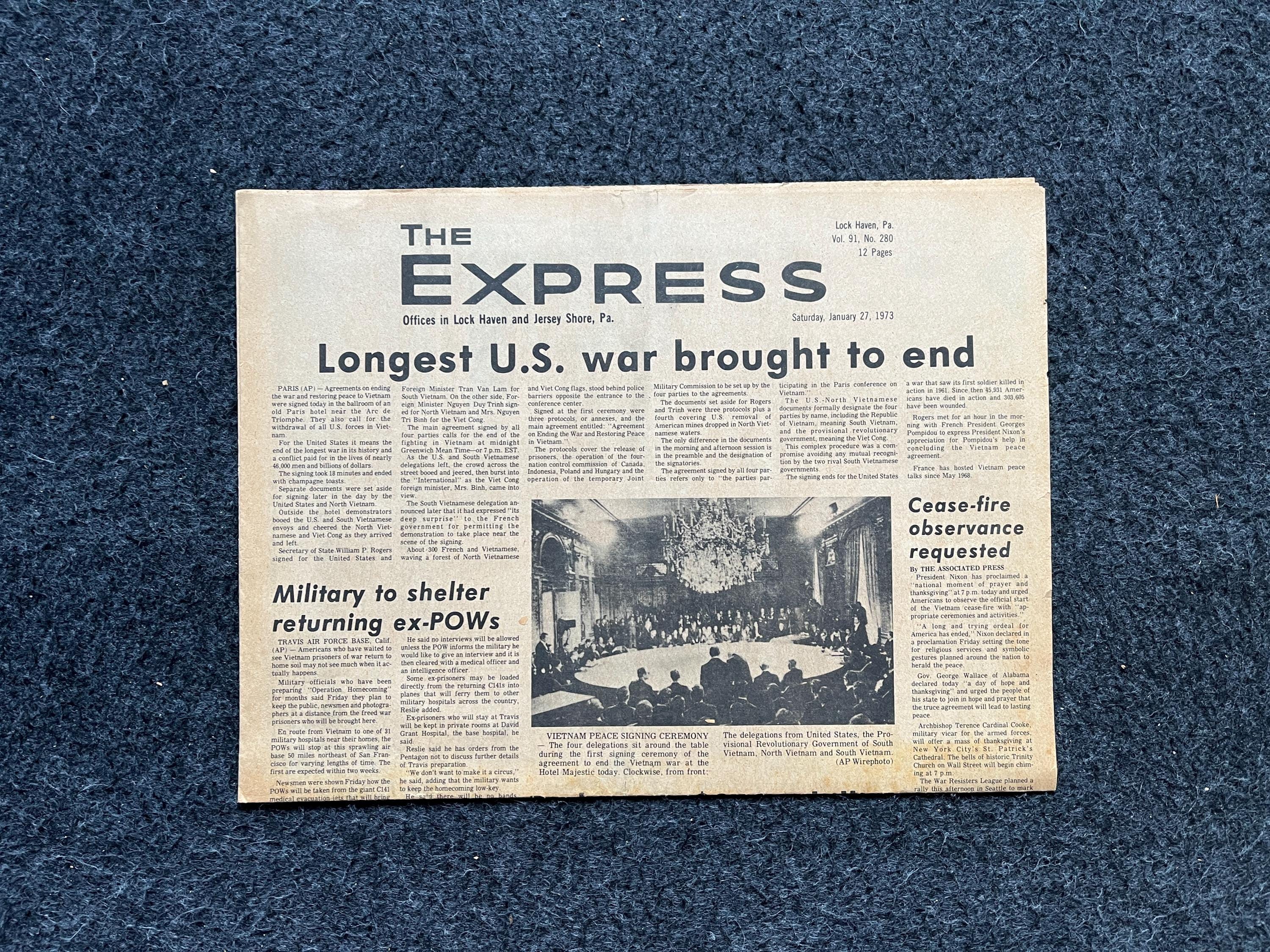 洋書 WAR PAPERS War Ends Newspaper - Etsy