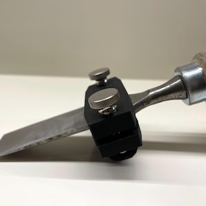 Outil de gabarit de guide d'affûtage de burin avec support d'angle de précision pour l'atelier de bricolage de ciseaux à bois