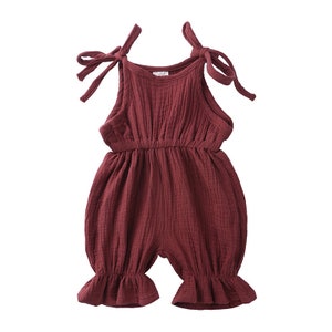 2-Piece Baby Girl's Lovely Jumpsuit Outfit With Belt - Cute Sleeveless Cotton Blend Set