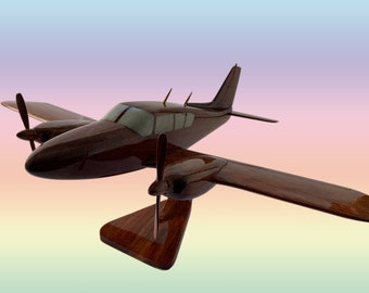 Piper  PA-23-250 Aztec