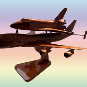 Boeing B-747  Space Shuttle   Mahogany Model