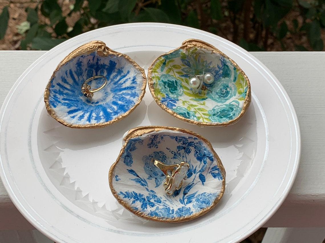 Decorative Clam Shell Jewelry HolderDecoupaged Ring | Etsy
