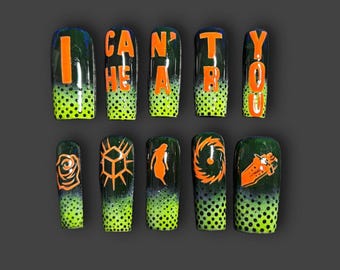 I CANT HEAR YOU  hand painted press-on set