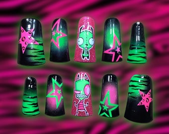 Invader Zim hand painted press-on set