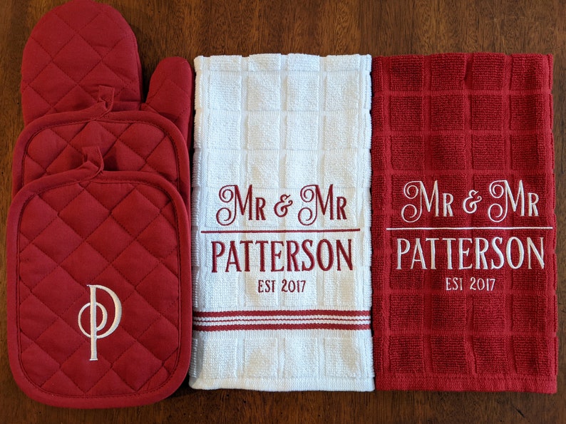 Personalized Embroidered Kitchen Towel Set / Mr and Mr / Mrs and Mrs / Mr and Mrs / Wedding Gift Couple Unique/ Custom Anniversary Gift image 2
