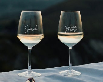 Personalised Custom Wine Glass - Glasses for Wedding Bridesmaids Birthday Gift Present Customisable Custom Bridal