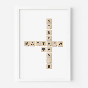 Custom Scrabble Board Name Tile Art Print - Gerahmtes Poster Jahrestag Paar Hochzeit Baby Geburtstag Freund Geschenk Print Download Instant Download