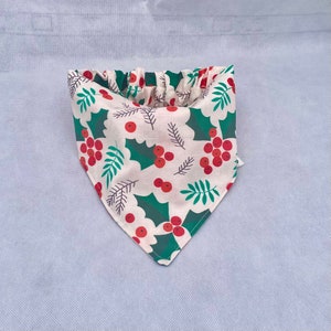 Winter Dog Bandana, Mistletoe Dog Bandana, Embroidered bandana, Scrunchie bandana, Personalized bandanas