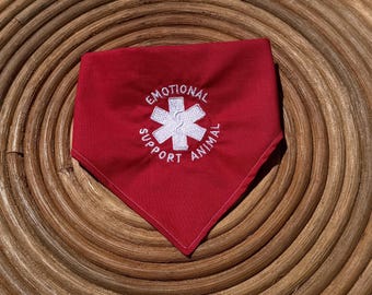 Pañuelo para animales de apoyo emocional: Fácil de poner, con bordado opcional.