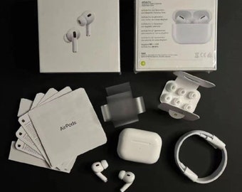 apple airpods pro ( 2nd generation ) with magsafe wireless charging case & white