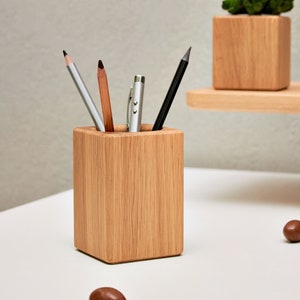 Oak Wood Pen & Pencil Holder: Minimalist Desk Organizer