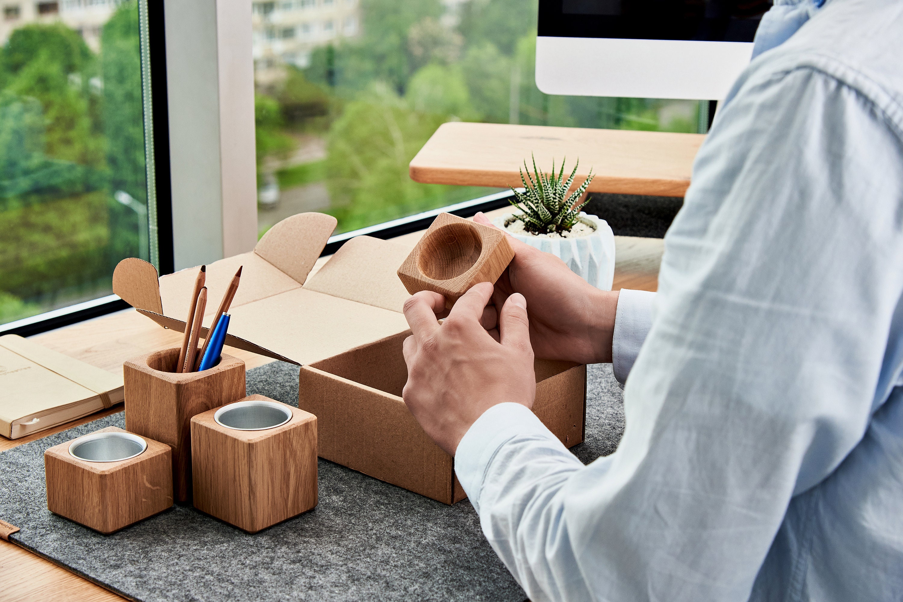 Eco friendly office desk accessories Wooden desktop organizer for men women