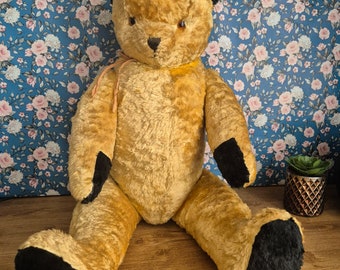 Großer Vintage-Mohair-Teddybär in sehr gutem Zustand