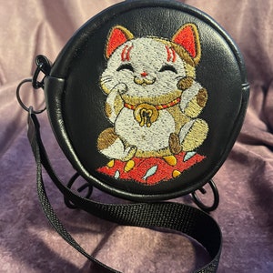 Glückskatze Maneki Neko Bestickte Runde Handgelenktasche