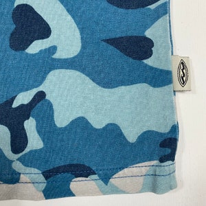 Selten Vintage 90er Jahre BILLABONG Center Logo Blau Camouflage Made In Fidschi Surfen T-Shirt Große Größe Bild 5