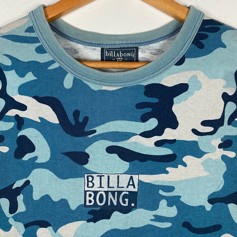 Selten Vintage 90er Jahre BILLABONG Center Logo Blau Camouflage Made In Fidschi Surfen T-Shirt Große Größe Bild 3