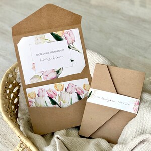 Pregnancy Announcement Card | Tulips | Pregnancy I pocket fold cover