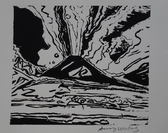 Puede incluir: Impresión abstracta en blanco y negro de un volcán en erupción con un diseño de remolino y humo. La impresión está firmada "Annegret Wilke".