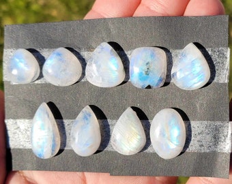 1 Piece 14-23mm Mix shape Moonstone (A Feldspar Mineral) Iridescent Freeform Flat Back Gemstone Cabochon Multiple Choice Listing