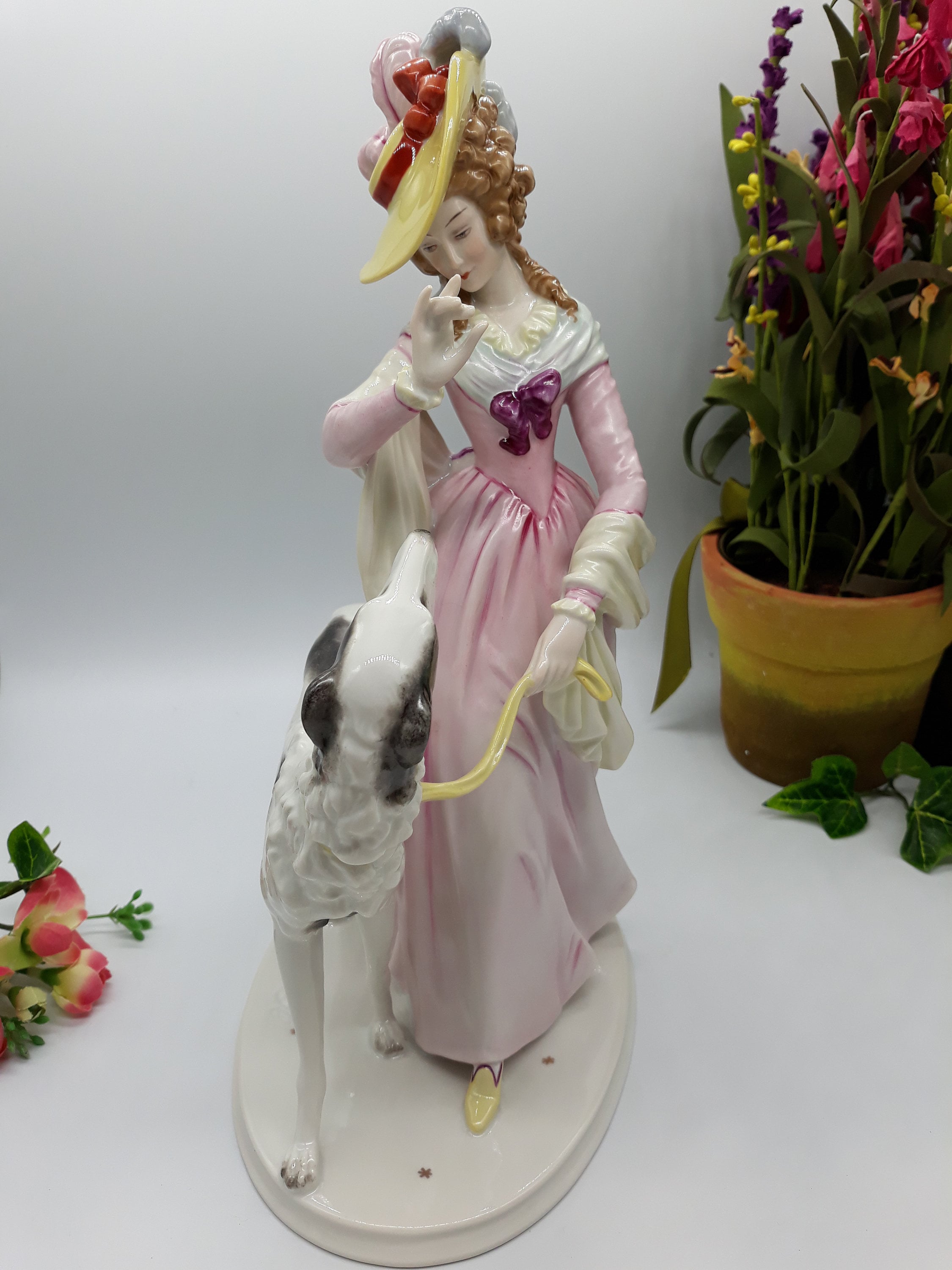 超希少なイタリア製 Lady with Borzoi（ボルゾイを連れた貴婦人） il_fullxfull.3685275199_6g7g.jpg