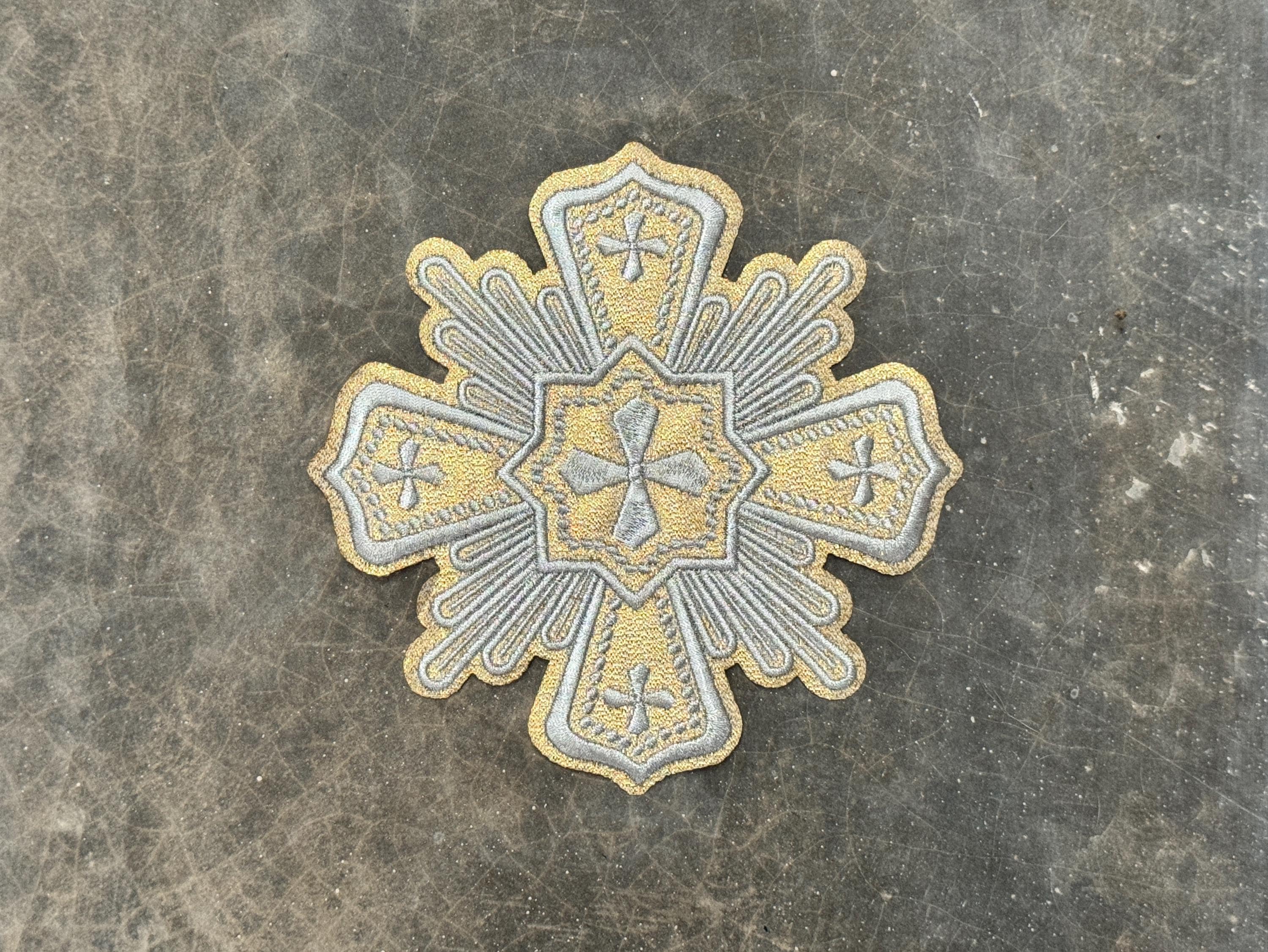 12 Toppe Ricamo A Croce Con Ferro - Motivo Medievale Gotico Per Jeans, Zaini E Cappelli - Foto 3