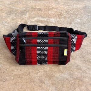 Fanny Pack Red & Black Waist Bag Hand Woven Artisanal Travel Bag Hiking Purse Unisex Bum Bag Cross Body Shoulder Bag Cangurera Mexicana