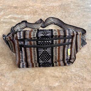 Fanny Pack Waist Bag Hand Woven Artisanal Travel Bag Hiking Purse Unisex Bum Bag Cross Body Shoulder Bag Cangurera Mexicana Boho Gift Bag