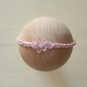 Delicate Newborn Headbands – Soft Stretchy Lace & Flower Details for Baby Girl Photoshoot, Handmade Photo Prop Accessories