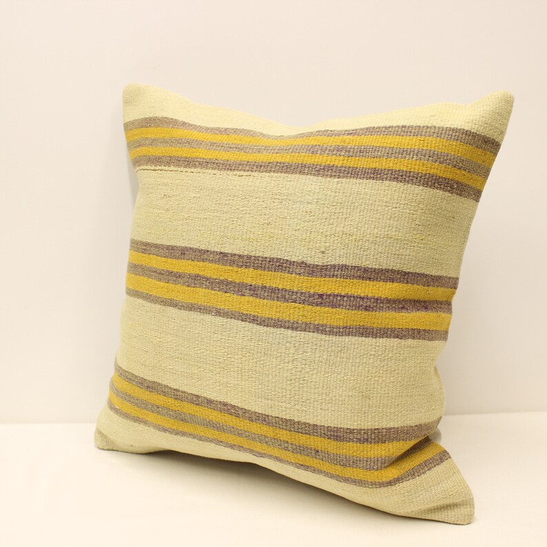 Throw pillow cover 20x20 in 50x50 cm Sofa cushion Turkish kilim pillow Vintage red pillow Boho Big Pillow Home Decor D-1008